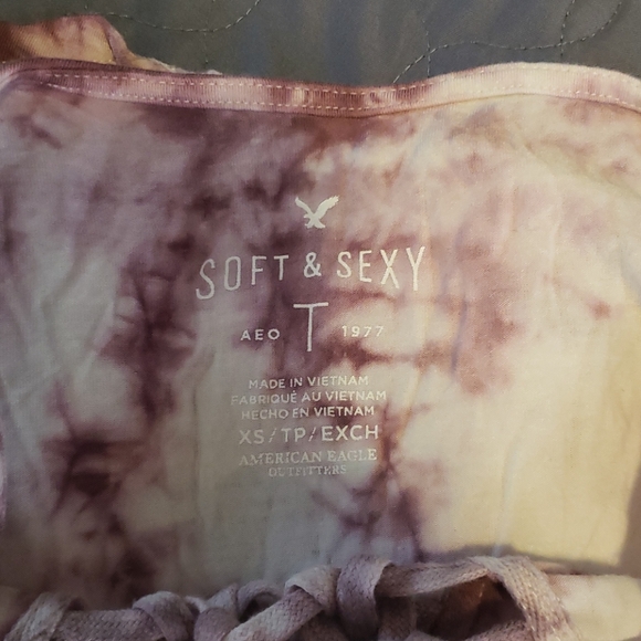 Two long sleeved shirts. Size XS/SM - Picture 4 of 7